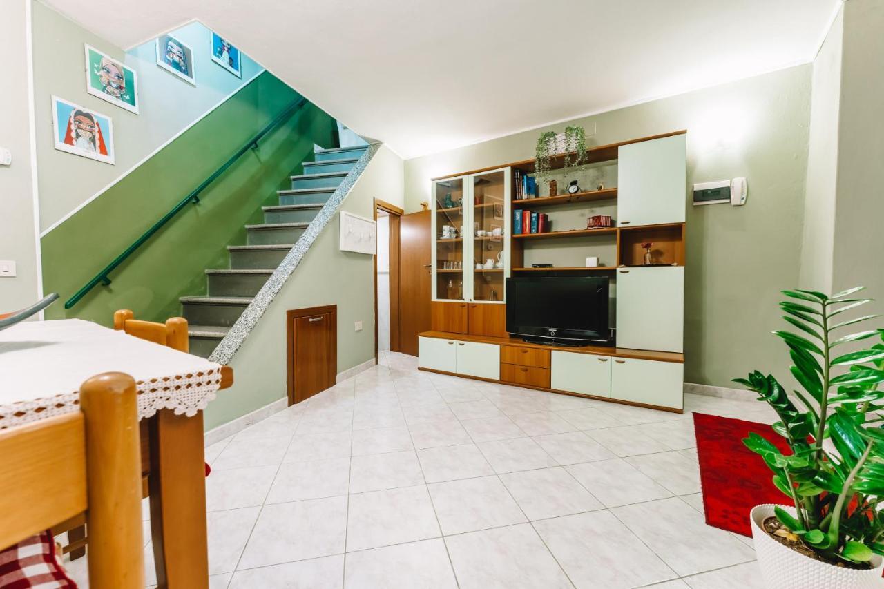 Le Tre Grazie Villa Cagliari Exteriör bild