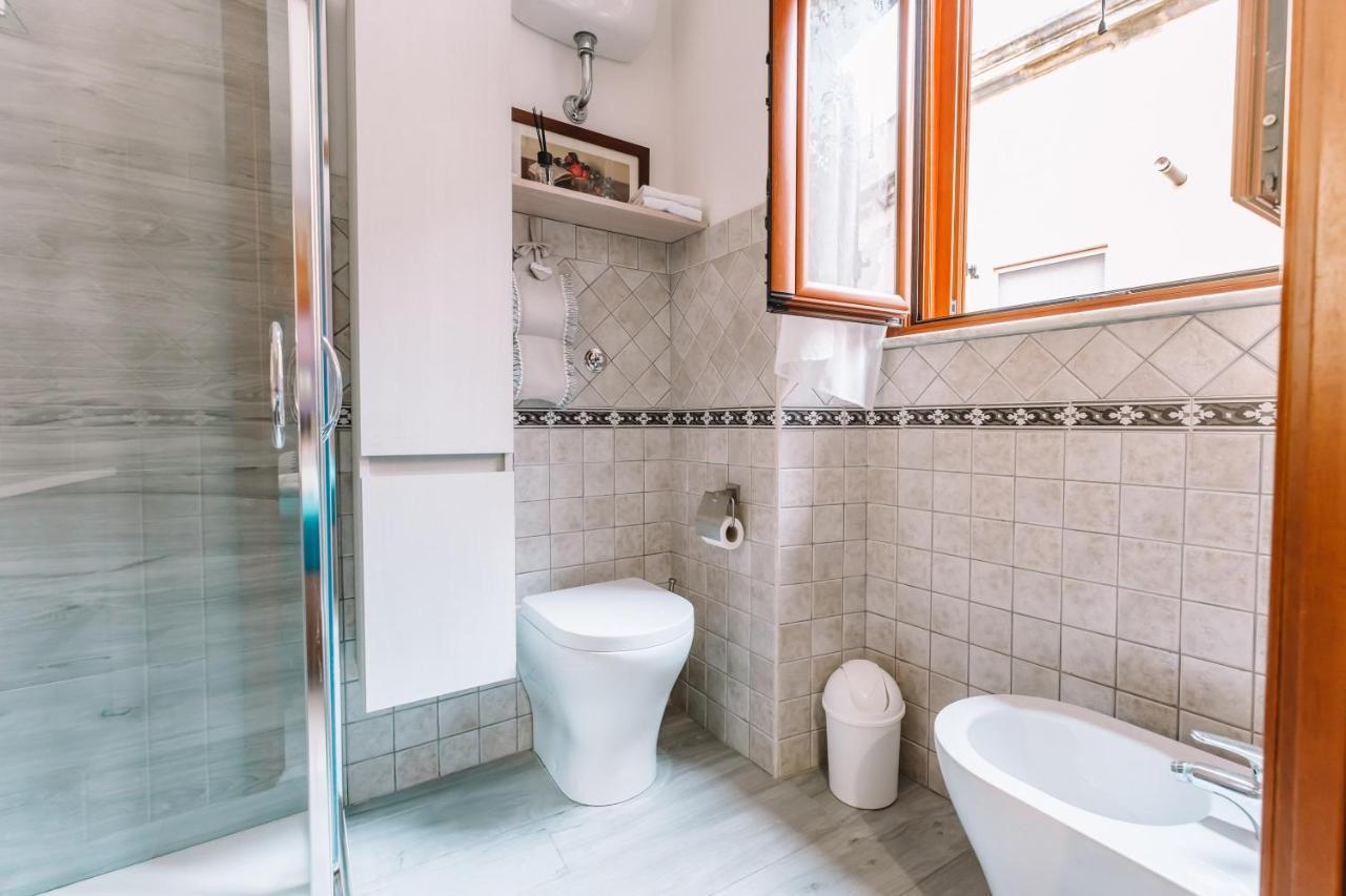 Le Tre Grazie Villa Cagliari Exteriör bild